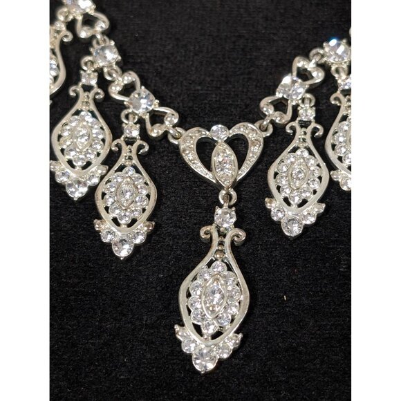 Elegant Silver Rhinestone Heart & Teardrop Dangle Necklace Art Deco 18" - Picture 4 of 10